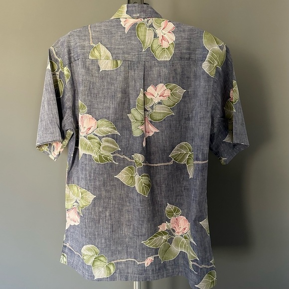 Vintage Tori Richard Floral Hawaiian Shirt - Picture 3 of 3